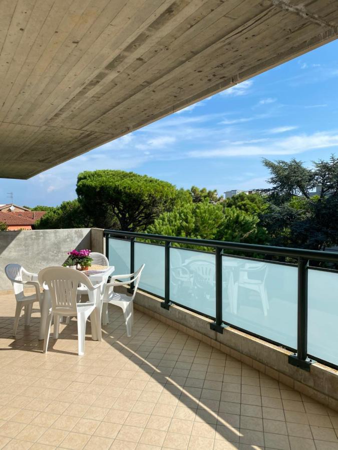 Residence Pineta Verde Milano Marittima Exteriör bild